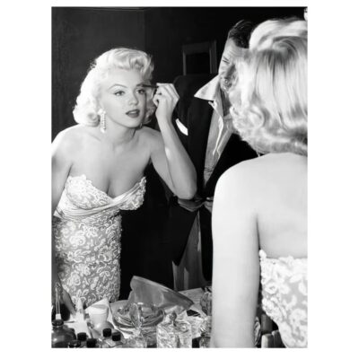 Marilyn Monroe Black & White Pictures Printed on Canvas - Image 17