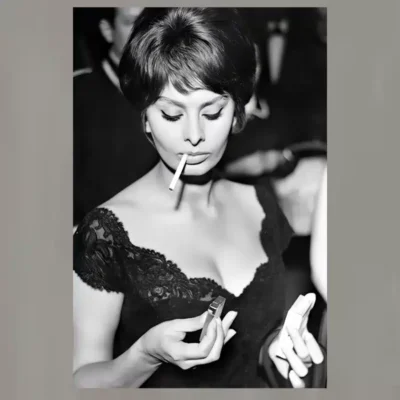 Sophia Loren Black & White Picture Printed on Canvas - Image 3